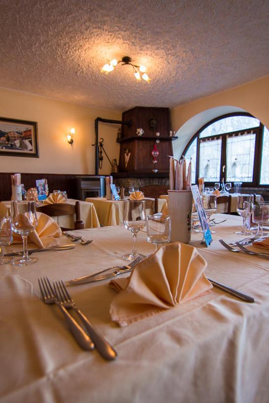 Hotel Ristorante Miravalle Teglio Zewnętrze zdjęcie