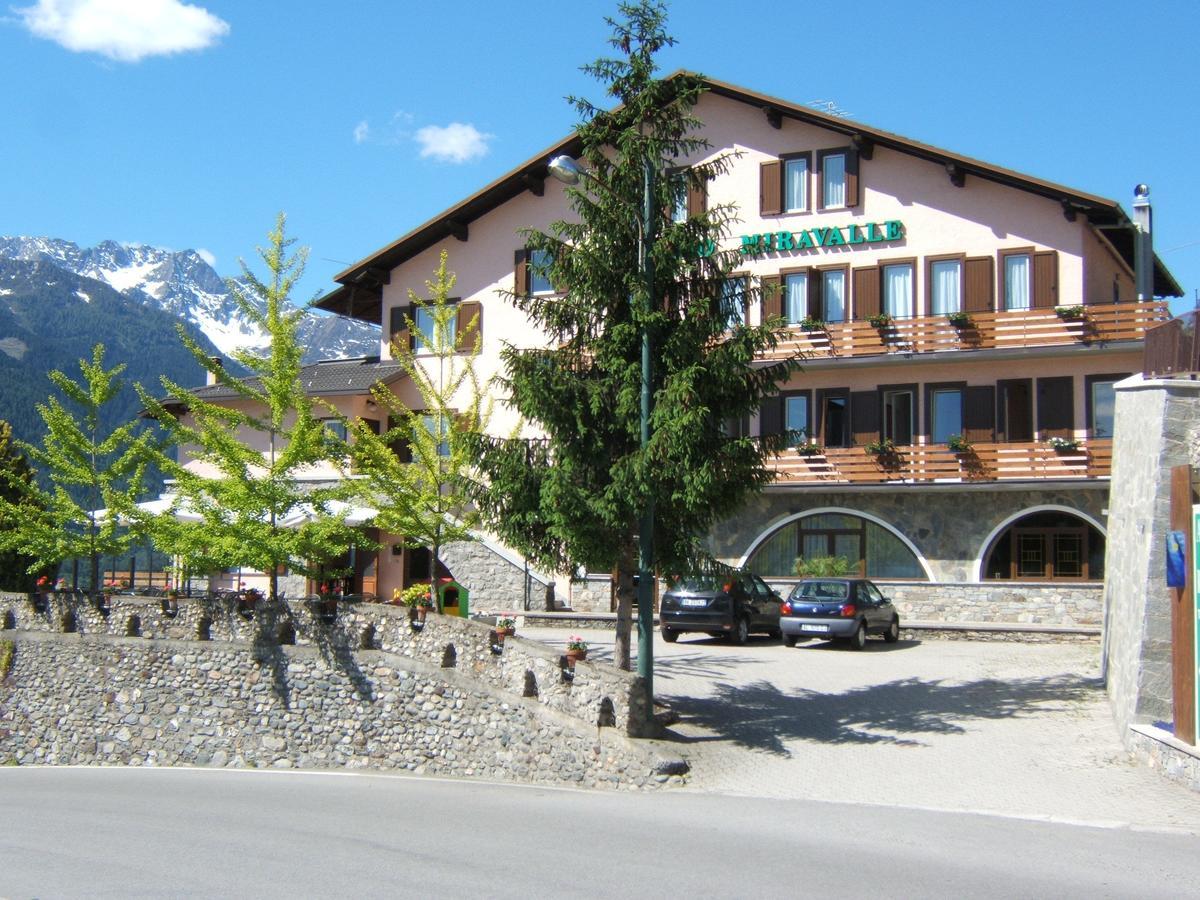 Hotel Ristorante Miravalle Teglio Zewnętrze zdjęcie